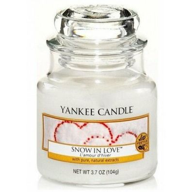 Yankee Candle Snow in Love Duftkerze 104 g