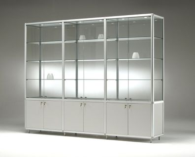 große Glas-Ausstellungsvitrine abschließbar mit Unterschrank 150 cm Glasrückwand