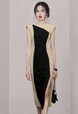 Summer Fashionable and Elegant Sleeveless Dress with Design Sensibility CA061391