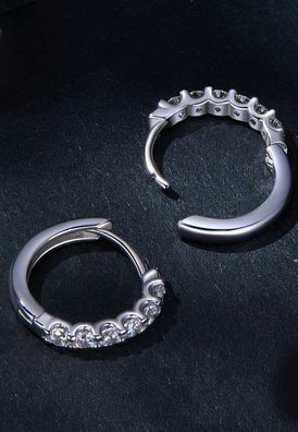 Laatikui1065 S925 Silver 0.3 Carat Moissanite Earrings