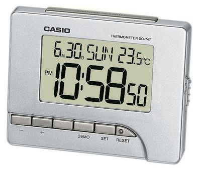 Casio Wecker DQ-747-8EF Uhr Reisewcker Thermometer silber