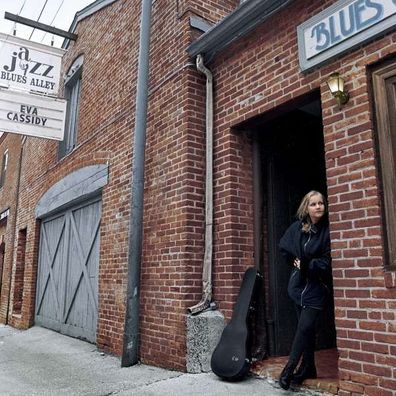 Eva Cassidy: Live At Blues Alley (25th Anniversary Edition) - - (CD / Titel: H-P)