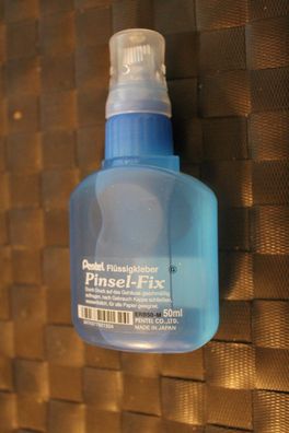 Pentel Flüssigkleber Pinsel-Fix für alle Papiere, 50 ml
