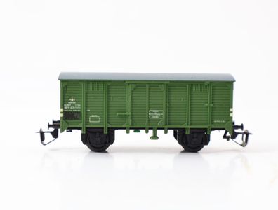 BTTB TT gedeckter Güterwagen grün MAV