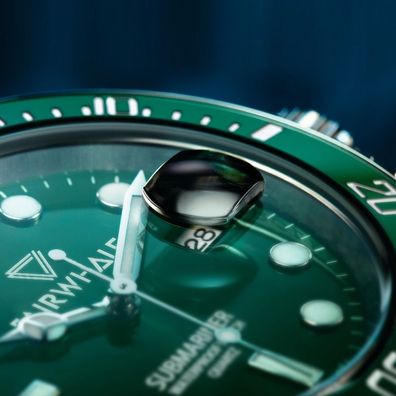 Modische Herren-Armbanduhr „Green Water Ghost“, klassisches Schweizer Quarzwerk