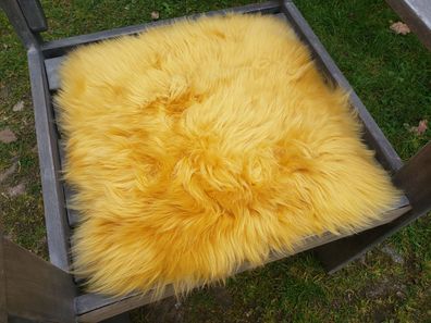 Sitzauflage Sitzkissen Schaffell Pad Farbe maisgold/ ocker ca. 42cm x 42cm