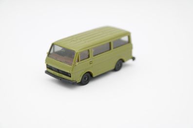 Herpa VW LT28 , Bus, Kastenwagen mit Fenster Grün 1:87 H0