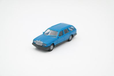 Herpa Mercedes Benz 300TE Kombi 1:87 H0 Blau