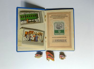 3 DDR Abzeichen Ausweis 1955 DSF 7. Kongress Deutsch Sowjetische Freundschaft