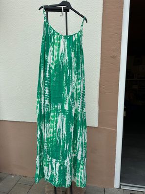 tolles langes grün / weißes Sommer Kleid mit tiefem Rücken Größe 38 - 42