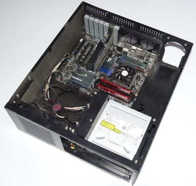 PC mit Gigabyte GA-990FXA-UD5 & Prozessor & Arbeitsspeicher