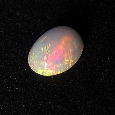 Echter Natürlicher Welo Opal Edelstein Cabochon ca. 0,5 Karat #68