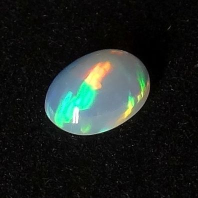 Echter Natürlicher Welo Opal Edelstein Cabochon ca. 0,5 Karat #82