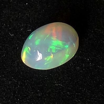 Echter Natürlicher Welo Opal Edelstein Cabochon ca. 0,5 Karat #26