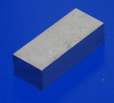 70,41 x 28,4 x 20,11 mm (LxBxH) Alu Klotz Flachmaterial Reststück #227
