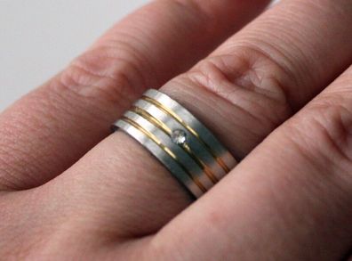 Modeschmuck Ring Edelstahl Farbe bicolor Dicke 8mm Ehering Stein Gr. 17-22 #079