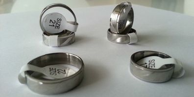 Modeschmuck Ring Edelstahl Farbe Silber poliert mattiert Dicke 7mm Gr 17-22 #113