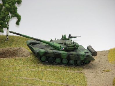 SDV 87071 Bausatz mittlerer Panzer T72-M1 Maßstab; : 1:87