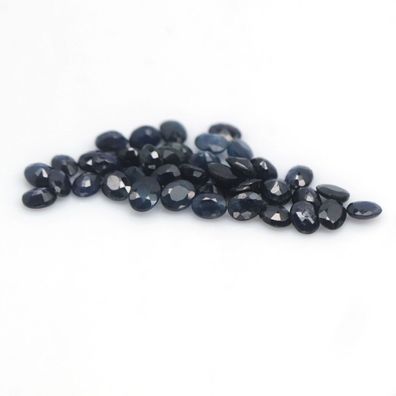 40 Stück blaue Saphire ovale Form ca.11,09 Carat Herkunft Thailand