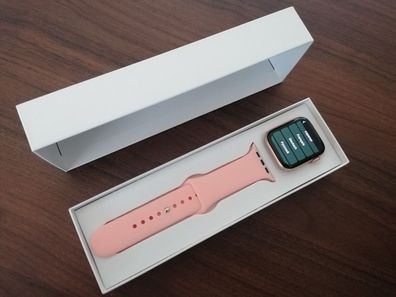 Apple Smartwatch Series 5 > GPS (44mm) Gold mit Sportarmband in Rosa
