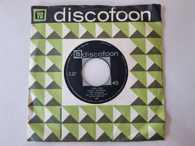 The Typhoons/ Terry Brandon - I feel fine/ Pretty paper 7'' Holland/ CV Beatles