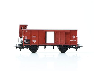Märklin H0 4695 gedeckter Güterwagen mit Bremserhaus 141168 Kassel DR