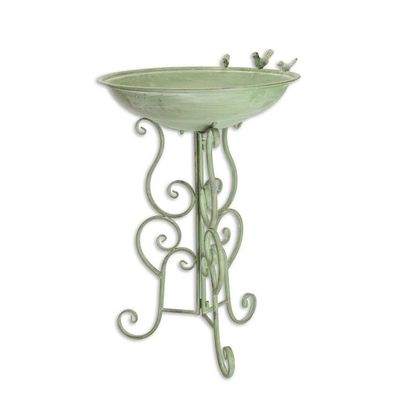 A PAIR OF IRON BIRD BATHS ON STAND