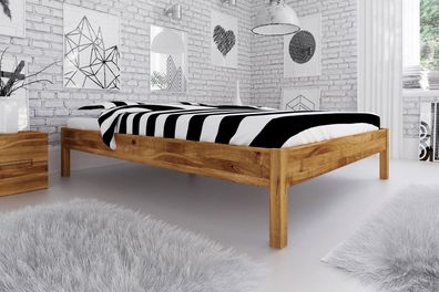 Bett Bento 1 aus Wildeiche massiv 200x200 cm ohne Kopfteil mit Holzbeinen