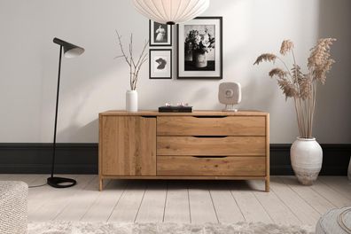 Kommode Swig aus Wildeiche massiv geölt 140x50 cm mit 1 Tür und 3 Schubladen