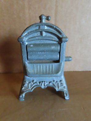 Figur Wäschepresse Wäschemangel Zinn? ca. 7 cm H Setzkastenfigur