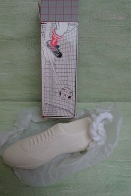 alte Avon Football Boot Soap on a Rope Fussballschuh Kordelseife 125g