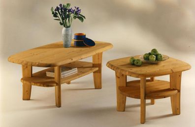 Esbjerg Couchtisch 74x74 Kiefer Gelaugt