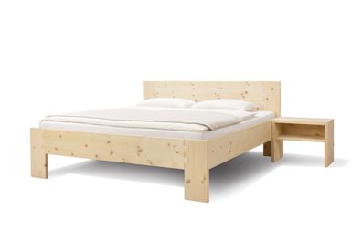 Einzelbett Fanes Metallfrei 90 x 200 cm Zirbe Natur Komforthöhe mit Kopfteil