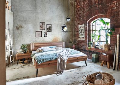 Bett Nordfyn 180x200 cm Walnussholz massiv Holzkopfteil Metallbeine