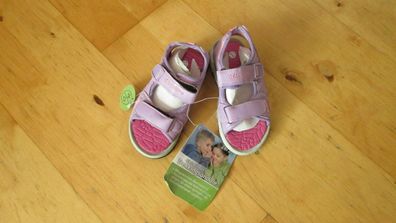 NEU Mädchensandalen GR.24/25 Neuware