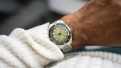 Oris – 73377074057-0782018 – Divers Sixty-Five, Datum