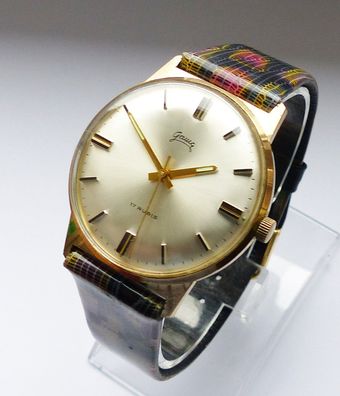 Schöne und seltene Gama Ultra Slim 17Rubis Herren Vintage Armbanduhr Top Zustand
