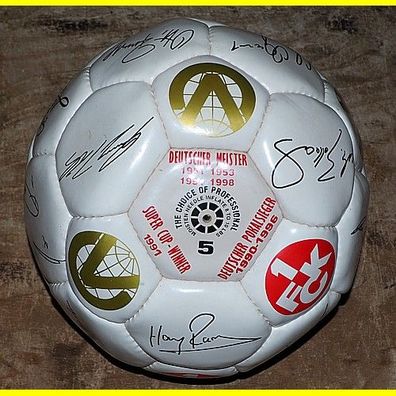 Fussball 1. FC Kaiserslautern Vitrinen Ball 1998 mit gedruckten Unterschriften