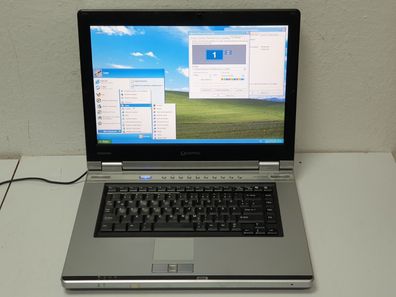 Toshiba Satellite Windows XP Notebook Laptop Vintage Retro 1Gb 60Gb DVDRW 15,4"