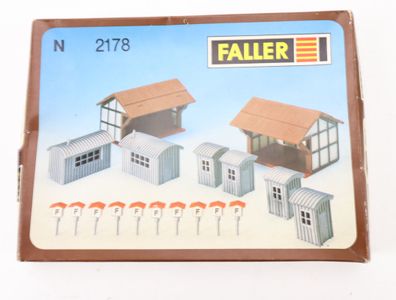 Faller N 2178 Gebäude Bausatz Wartehäuschen Streckenhaus