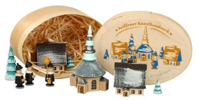 Miniaturfigur Spanschachtel mit Dorf Seiffen und Kurrende winterlich Höhe 7 cm N