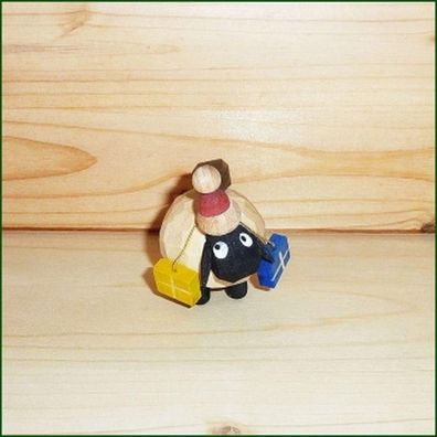 Holzfigur Schaf mit Geschenke hell Höhe 5cm NEU Figuren Schnitzen Holz Wald