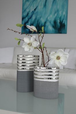 Gilde Vase breit "Newtown" Grey grau matt/silber glänzend H: 30.50 cm B: 18.50 cm