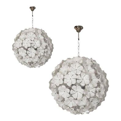 Pair of Contemporary White Lotus Murano Glass Sputnik Chandeliers SimoEng