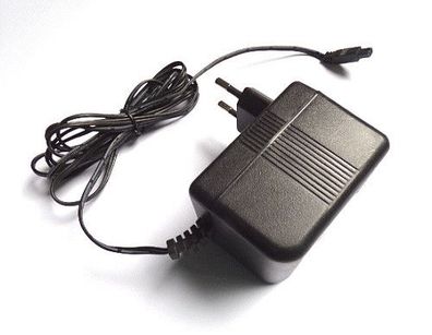 AMIGO Original Netzteil Netzgerät AM-121200AV AC Adapter 12V 1,2A