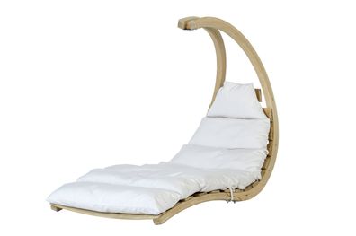 Amazonas Swing Lounger creme - Gartenliege aus Holz mit Kissen Hängestuhl