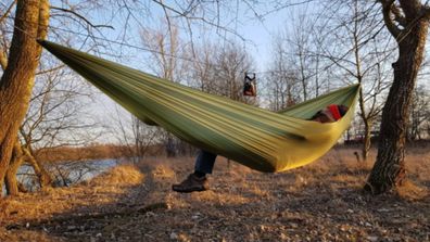 Bushmen Ultraleichte Hängematte grén mit Whoopie slings Reise