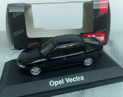 Opel Vectra Fließheck, Schuco