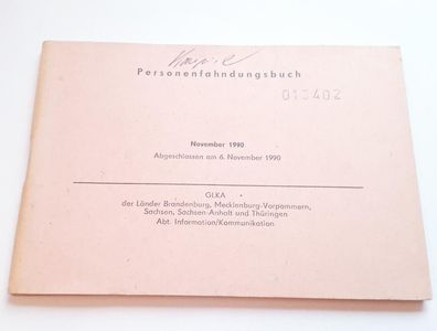 Personenfahndungsbuch - November 1990