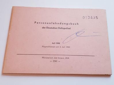 Personenfahndungsbuch der Deutschen Volkspolizei - Juli 1990